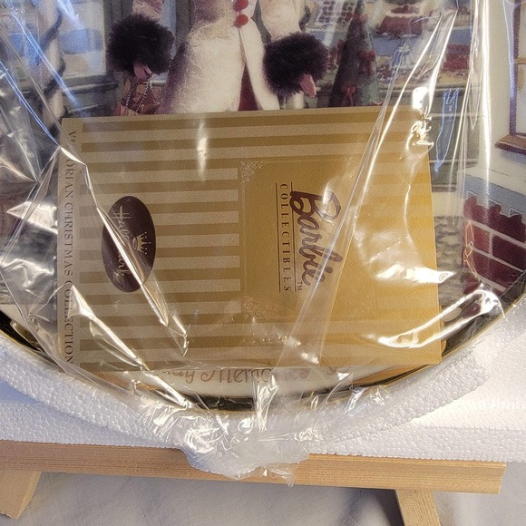 Vintage Collectible Holiday Memories BARBIE Plate 1997 Limited Edition COA - Picture 7 of 11